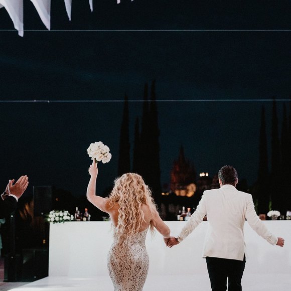 Monique Lhuillier Atherton Wedding Dress / Gown Size 6 - Picture 10 of 16